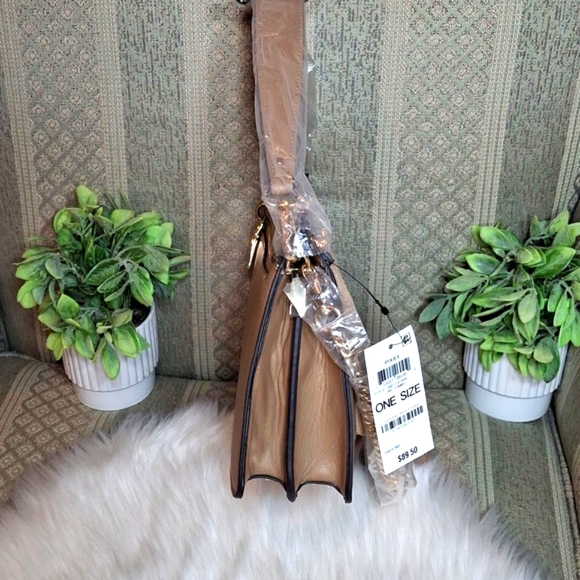 NWT Inc International Concepts Fringe Convertible Shoulder & Crossbody B… - Picture 6 of 16